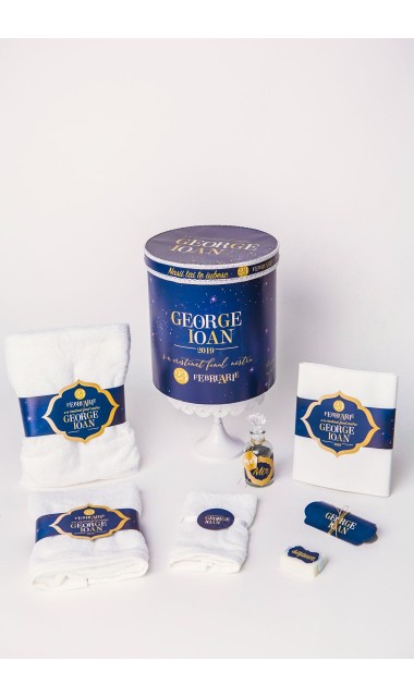 Trusou botez pentru baieti in nuante de alb ,gold si bleumarin, Praf de stele 5